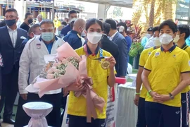 Đoạt HCV về nước nhận gần 7 tỉ đồng thưởng