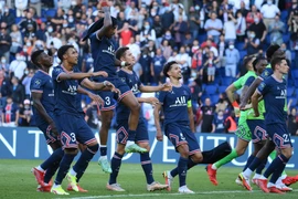 Không có Messi, Neymar, ai ghi bàn cho PSG nhiều thế?