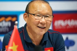 HLV Park Hang-seo và Li Tie nói gì trước trận VN - TQ?
