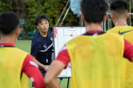 Thua bán kết AFF Cup, HLV trưởng phải ra đi 
