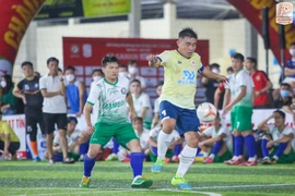 ‘Vua phủi’ Capdevilar đâu có hết thời...