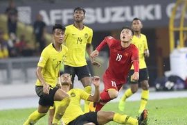 Chia sẻ thất bại AFF Cup và tặng 2,4 triệu USD