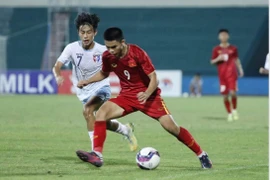 Việt Nam thắng đậm nữa để đá ‘chung kết’ với Thái Lan