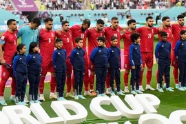 Sốc, Iran ăn mừng lớn khi thua đậm đội tuyển Anh