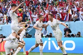 ‘Bữa tiệc bàn thắng’ kịch tính giữa Serbia và Cameroon ở World Cup