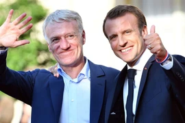 HLV Didier Deschamps vừa mừng, vừa lo sau đánh giá về tuyển Pháp