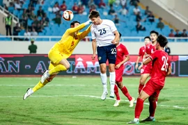 Đội tuyển Nga, HLV Valery Karpin đem “dao mổ trâu giết gà”