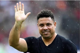 Huyền thoại Brazil - Ronaldo thể hiện là 1 lãnh đạo có tầm