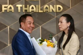  LĐBĐ Thái Lan thua kiện gần 250 tỉ đồng, Madam Pang tính sao?