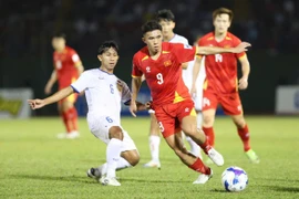 Thắng dễ Lào, tuyển Việt Nam hẹn Malaysia ngày 10-6