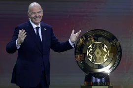 Nhóm cầu thủ Hà Lan “tấn công” vào thành trì luật chuyển nhượng FIFA