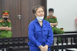 Mượn danh người tình đại tá, lừa đảo hơn 12 tỉ đồng 