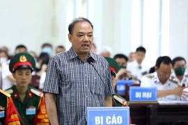 Nộp đơn tố cáo thủ trưởng và... chính mình, sau đó rút đơn nhưng 'hối không kịp' 