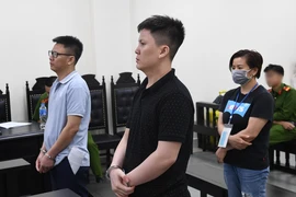 2 anh em lãnh án vì tổ chức cho người khác trốn đi nước ngoài 