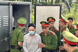 Những lời bào chữa khó nghe tại phiên tòa xử vụ chuyến bay giải cứu