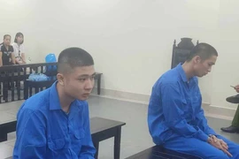 'Nổi máu anh hùng' vì thấy khách xô xát với nhân viên nữ quán karaoke, hai thanh niên lãnh án