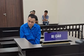Chém nhau vì cách gọi tên nữ nhân viên quán karaoke