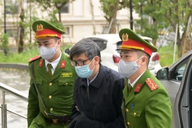 Đại án Việt Á, cựu Bộ trưởng Y tế Nguyễn Thanh Long nhận sai trước tòa