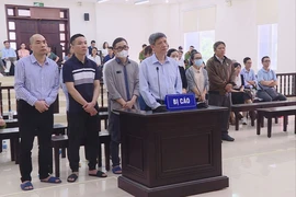 Vụ Việt Á, một bị cáo được án treo vẫn kiên trì xin miễn trách nhiệm hình sự