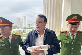 Ông chủ Tân Hoàng Minh ra tòa với tư cách bị hại