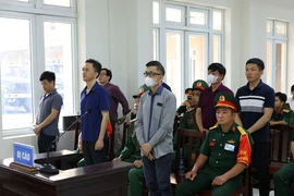 Ông chủ Việt Á Phan Quốc Việt và nhóm cựu cán bộ Học viện Quân y hầu tòa phúc thẩm