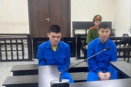 Chỉ từ xô xát nhỏ, hai thanh niên truy sát nhân viên quán karaoke 