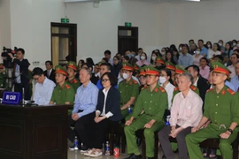 Vợ bị cáo Trịnh Văn Quyết cam kết khắc phục xong toàn bộ hậu quả trong tháng 5