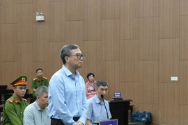 Luật sư đề nghị Tòa án cho tiếp xúc với cựu Thứ trưởng Hoàng Quốc Vượng