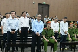 Cựu Thứ trưởng Hoàng Quốc Vượng lãnh án 6 năm tù