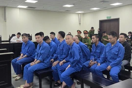 Bị bắt buộc chữa bệnh tại Bệnh viện Tâm thần TW 1 nhưng đưa hối lộ để ra ngoài đánh bạc