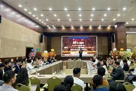Sàn vàng vật chất có chấm dứt tình trạng mù mờ về giá?
