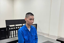 Mâu thuẫn chuyện mua xe, đem xăng đến đốt nhà người bán xe
