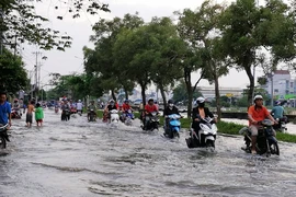 Cảnh báo triều cường gây ngập lụt ở TP.HCM