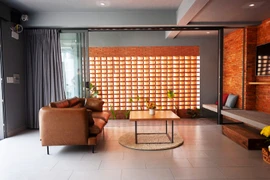 Nhà phố 2 tầng thiết kế đơn giản nhưng cá tính