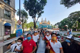 Tour du lịch đặc biệt dành cho trẻ em mồ côi vì COVID-19