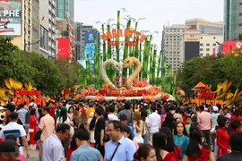 Đường hoa Nguyễn Huệ Tết 2026 có gì mới? 