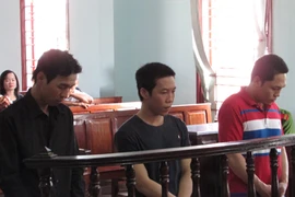 'Đồ nghề' ăn trộm ngụy trang trong… giỏ quà tết
