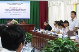 Làm sao để người dân hài lòng?