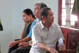 Hiệu trưởng tham ô được lãnh án thấp nhờ luật mới
