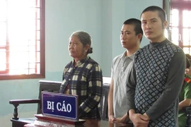 Cho là keo kiệt, 'vợ' lên kế hoạch... cướp tiền 'chồng'