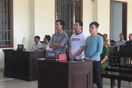 Siêu trộm các trường học hầu tòa
