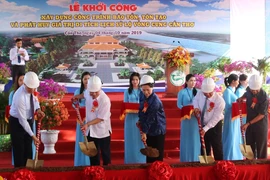Chủ tịch Quốc hội dự lễ khởi công Di tích lịch sử Lộ Vòng Cung