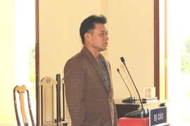 Đập nhà người khác xây trên đất của mình và hậu quả