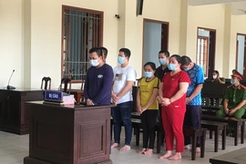 Chồng ngoại tình, vợ thuê người đánh ghen tình địch