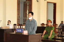 Cửa hàng trưởng hầu tòa vì tự ý bán hơn 6.700 thùng sữa