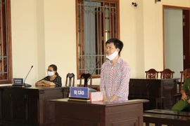 ‘Nổ’ sắp lên chức, lừa 10 người xin việc vào bệnh viện