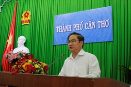 Chủ tịch Cần Thơ yêu cầu giải pháp phòng dịch COVID-19 phải đồng bộ