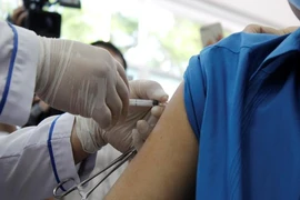 Cần Thơ: Tạm ngưng tiêm 1.050 liều vaccine cho 1 công ty bất động sản 