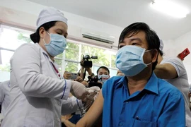 Cần Thơ: Tỉ lệ tiêm vaccine phòng COVID-19 mũi 1 đạt 18,6% dân số