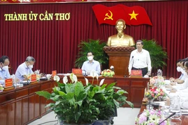 Bí thư Cần Thơ: Ưu tiên trước nhất là bảo vệ sức khỏe, tính mạng người dân